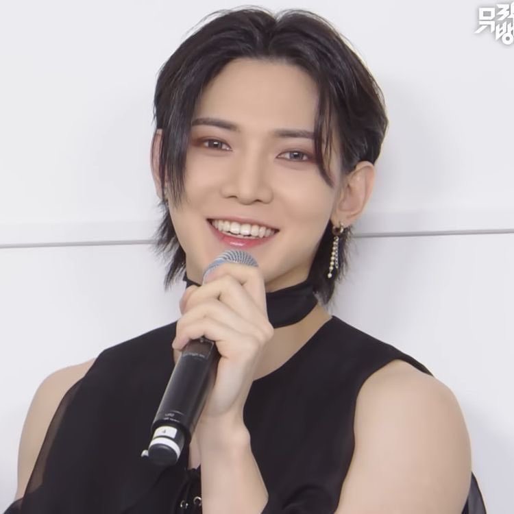 lov4evas's tweet photo. halazia yeosang you will always be famous ♡ https://t.co/zHs1YiJNrc