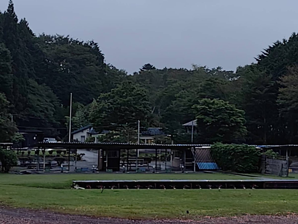 suyamashooting's tweet photo. おはようございます🌧️
10月7日（水）今朝の須山情報です。
天気　雨☔
気温　14℃
風　　微風
本日は全面空いています。
肌寒い須山です。
軽めの上着をご持参の上ご来場くださいませ。

本日も皆様のご来場スタッフ一同心よりお待ちしております。 https://t.co/yLpwfHBDqi
