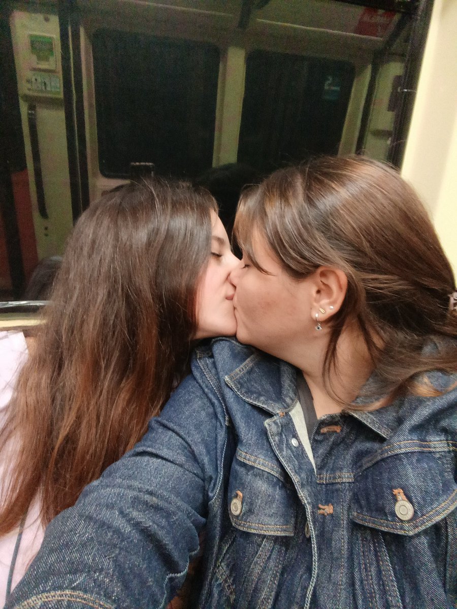mellamanyaite's tweet photo. Te quiero mucho mi amor❤️
@mibeatle https://t.co/SQ3YMxyUnP