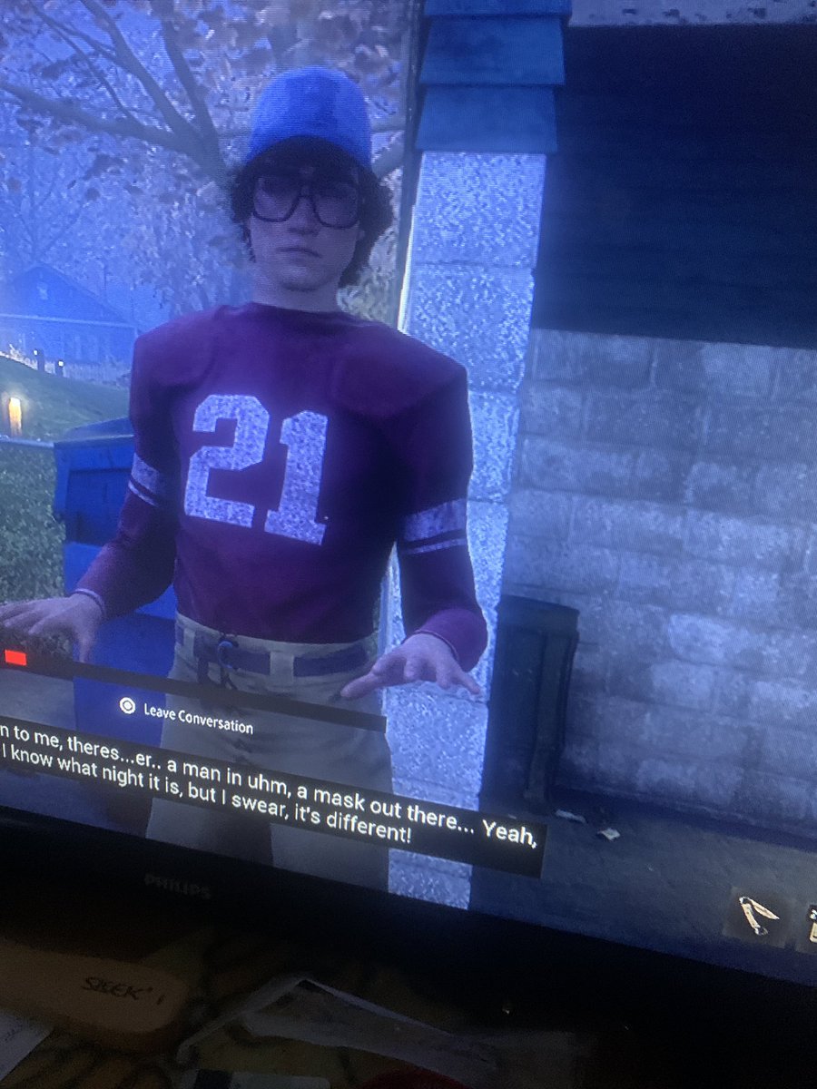 RiverWatervv's tweet photo. Was playing a match and bob Halloween outfit got leaked in my gameplay https://t.co/RJxcKh3cIH