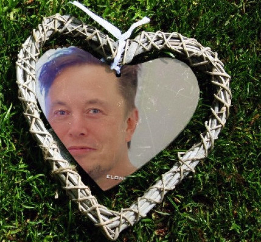 oana222's tweet photo. At the touch of love, even the coldest heart will melt with  love , with love for you.
@elonmusk ❤️ https://t.co/toV8NmrIJM