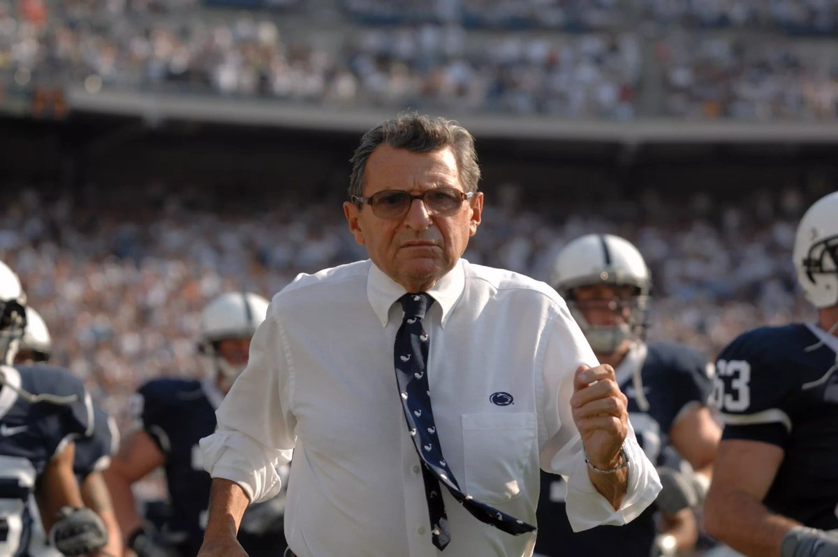 VexPith's tweet photo. Joe Paterno was a man with high morals and didnt care about wins, he cared about preparing his players for life beyond football #SuccessWithHonor #PennState https://t.co/nymZ0imK2u