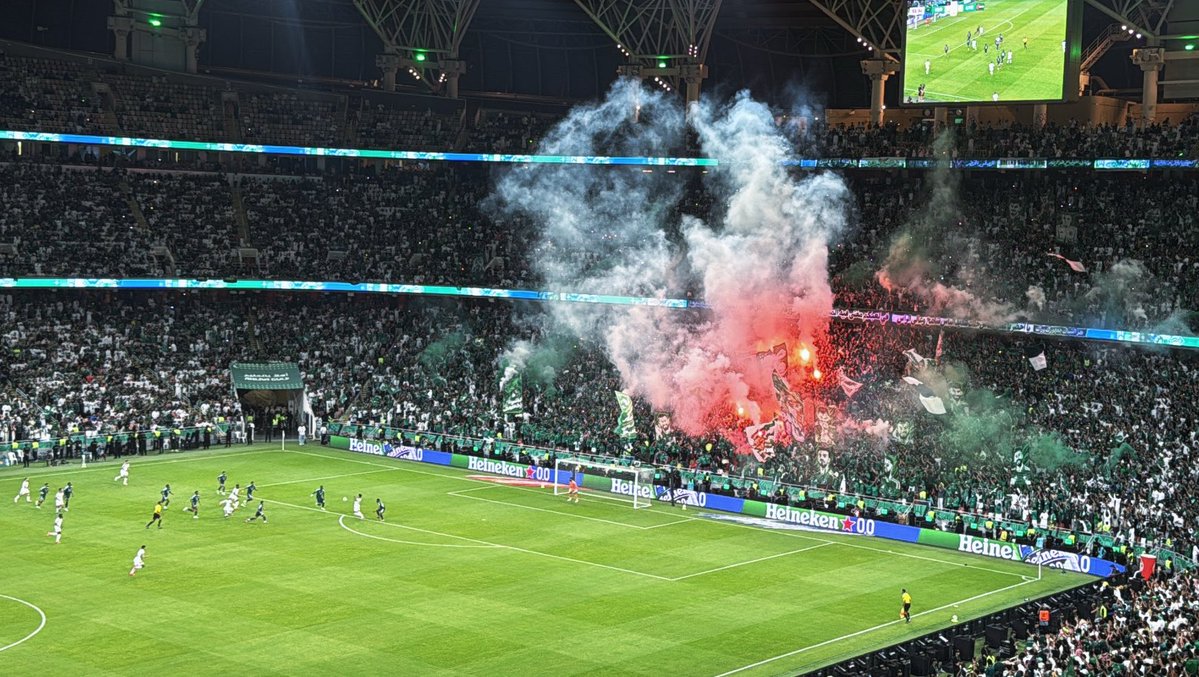 lll4l9's tweet photo. 💚💚💚 https://t.co/ErSoyK1Jel