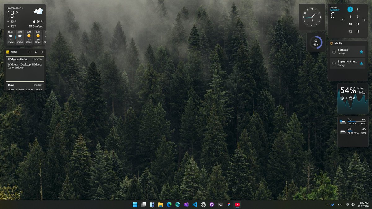 dev_dmitriy's tweet photo. Autumn vibes on your desktop 🍂 Cozy widgets make it look even better: https://t.co/VXMvR0Frjd https://t.co/jmonks2iSa