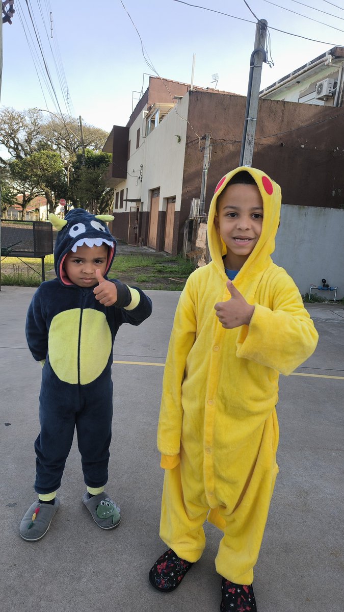 thomas_deivid's tweet photo. Dia do pijama na creche 🥹💙
Eu amo vocês meus terroristas 💙🙉/💙🐸 https://t.co/lwR5NM3x46