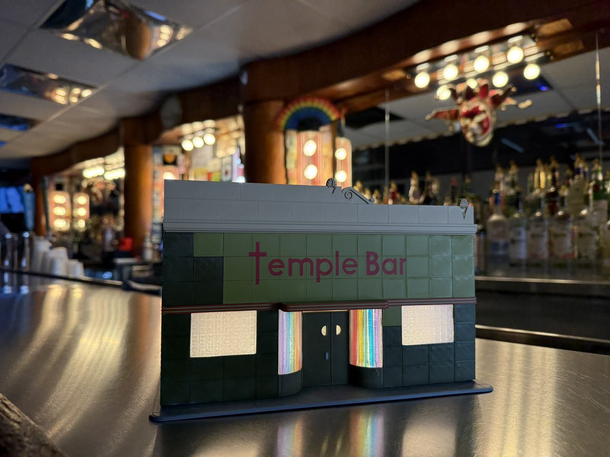 runthistrain's tweet photo. Made this guy a model of his fav bar recently https://t.co/hTQXDxcb9s