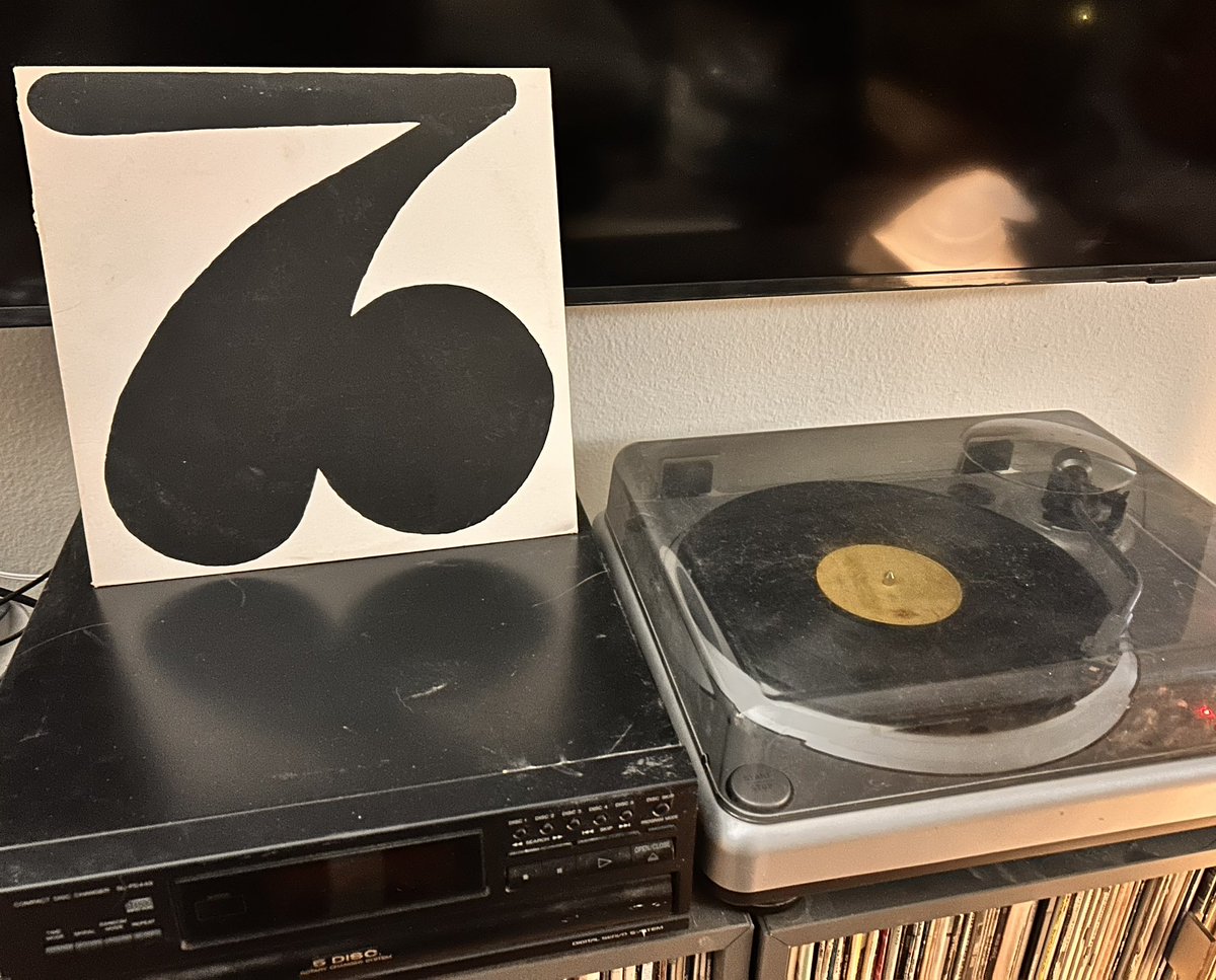 DailyTurntable's tweet photo. Day 277 - Spinning at Daily Turntable, Rolling Stones - Sucking in the Seventies. This compilation released in 1981, features a ragtag hodgepodge of lesser-known tracks, single edits, alternate mixes, B-sides, and live cuts. https://t.co/5YAeflrTmV