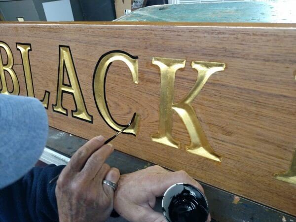 DesignsandSigns's tweet photo. Carved Teak Nameboard Outlined by Hand https://t.co/65iYga7xbn
#gold #art #signs #yacht https://t.co/8T6j0xj0D2