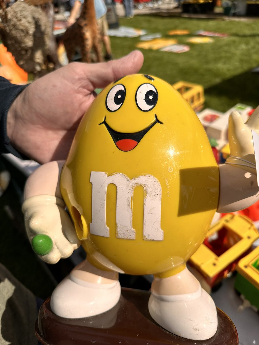 MocklerPack's tweet photo. Last weekend, I was visiting my brother and went to a big flea market and found M&amp;M dispensers that John doesn’t have. https://t.co/al6BijFp84