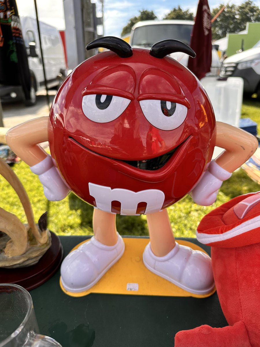 MocklerPack's tweet photo. Last weekend, I was visiting my brother and went to a big flea market and found M&amp;M dispensers that John doesn’t have. https://t.co/al6BijFp84
