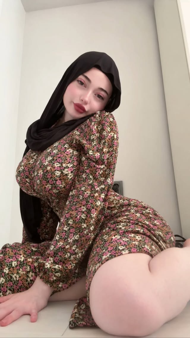 zelalananiskm's tweet photo. Elbisem nasıl 🤭 https://t.co/OXseIl4KS9