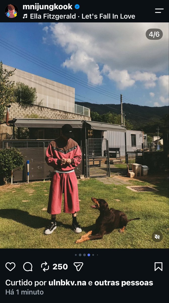 ggukfvz's tweet photo. as fotos q o jungkook postou com o bam e apagou mas eu tirei print + https://t.co/9VD9smiGHh