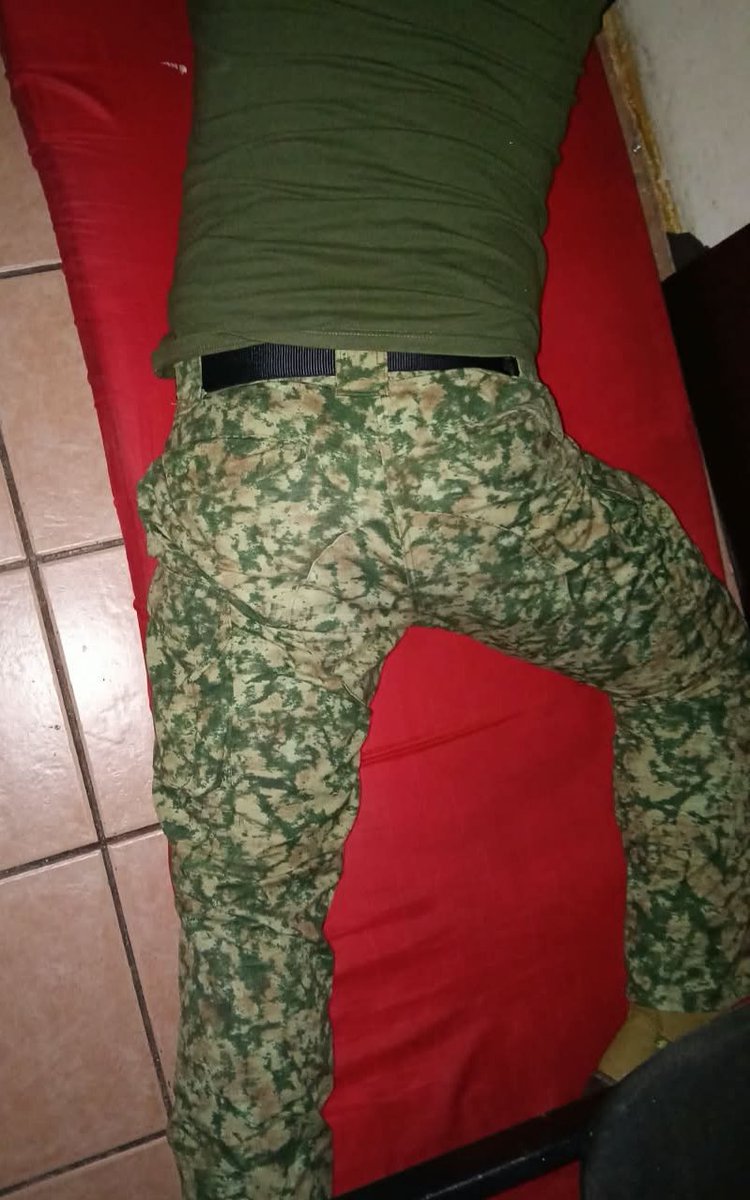 avila46093's tweet photo. Otro culito de soldado más 🥵😋 https://t.co/4nNnRuK2KA
