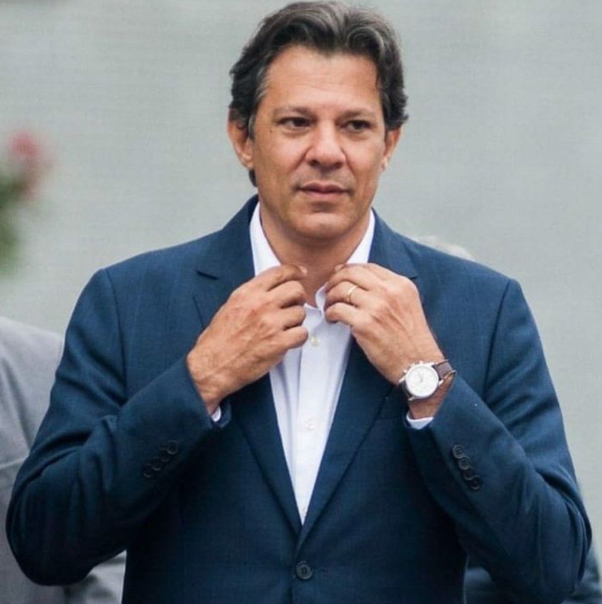 Absolutebrazil's tweet photo. Vamos admitir? esses dois aqui fuderam o governo do Lula 

Uma mulher que fez mais viagens internacionais com o dinheiro do povo que o PRESIDENTE dos Estados Unidos 

E um maluco que taxou blusinha e maquiagem que pobre amava comprar https://t.co/7Bo08KHGiJ