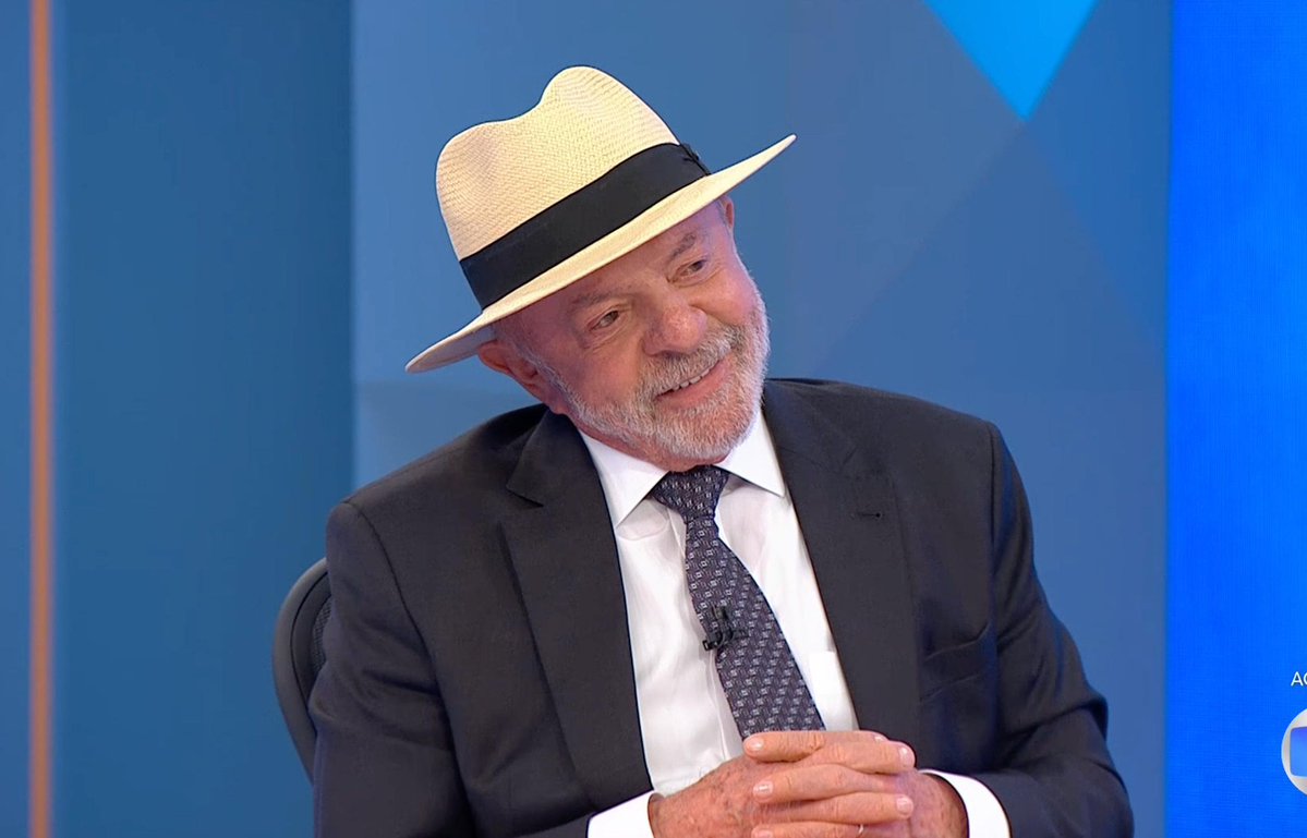 ReginaRamao's tweet photo. Obrigada, Presidente Lula. 
Pegue a Janja e vá descansar.
Esse povo não te conhece e não te merece.
Obrigada por tudo Presidente Lula! https://t.co/ppg8mQn6sH