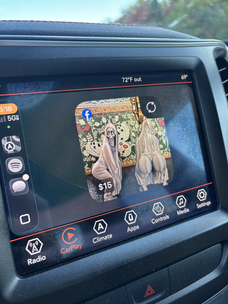 TootLombardi's tweet photo. I had my CarPlay marketplace moment today. Brought me back to this tweet https://t.co/yieUTgK56b
