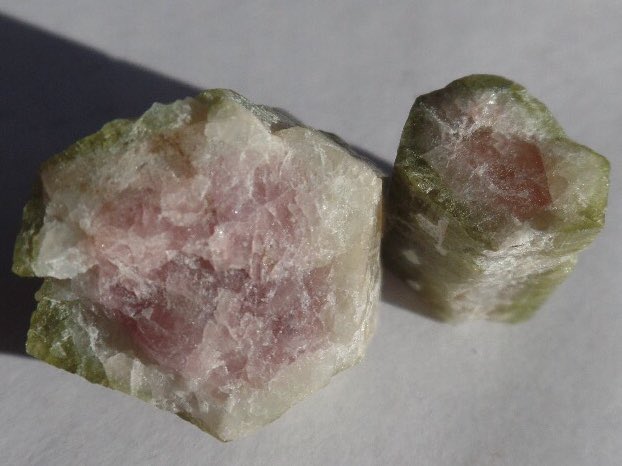 NomadSprtJewlry's tweet photo. #Watermelontourmaline from Colorado Feel free to like, comment, share, follow ☮️❤️😃 Visit our Etsy shop to view our selection. Here’s the link:

https://t.co/fhHFBipH1C

 #gem #gems #gemstone #gemstones #mineral #minerals #rock #rocks #stone #stones #crystal #crystals #jewelry https://t.co/0tK7USvSqg
