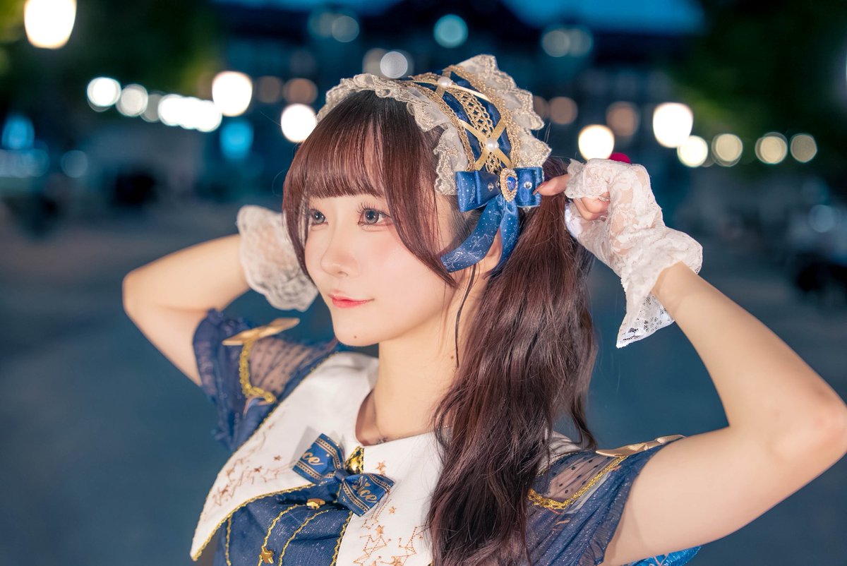 nironiro1313od's tweet photo. 9月自撮りを4枚しかツイートしてなくて大横転、今月は頑張ります😆

ホシアイの撮影の時、実は先にヘドレを入手してから衣装を探したのでめっちゃ衣装とヘドレが合っていて神、という写真です🌃 https://t.co/R3McJDU5FD