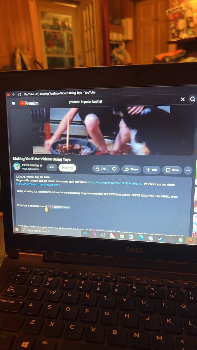 Tonycashers's tweet photo. @PeterKnetter did the grapes ever grow? I’m watching the video and I need to know https://t.co/W75w6PEHLR