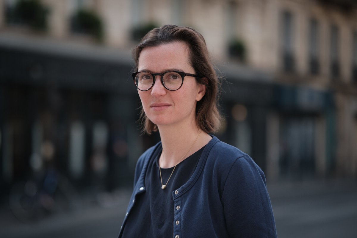 le_Parisien's tweet photo. Condamnée pour avoir dénoncé un message sexiste reçu sur LinkedIn, Tara Heuzé-Sarmini sous la menace d’une radiation de son appel
➡️ https://t.co/SHshGvfiwN https://t.co/u5OZh6Nnbg
