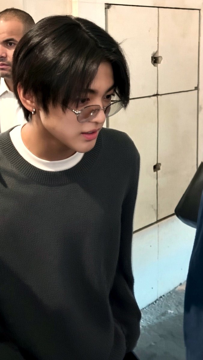 GBaek_L's tweet photo. เดรสแล้ว เดรสอีกกกกกกก😭😭😭😭😭😭😭😭😭🫠🫠🫠🫠🫠🫠🫠🫠🫠🫠🫠🫠🫠🫠🫠🫠🫠🫠🫠🫠 หล่อจริงๆอ่ะ https://t.co/qx3uD0Q5L1