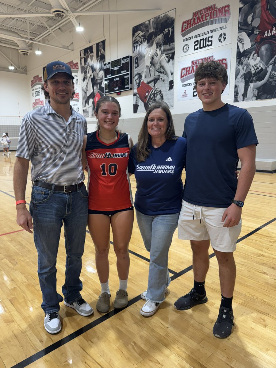 wes5713's tweet photo. Congrats to my big sister for placing 2nd in her bracket this weekend in Tuscaloosa. https://t.co/GqUZ91tzoT