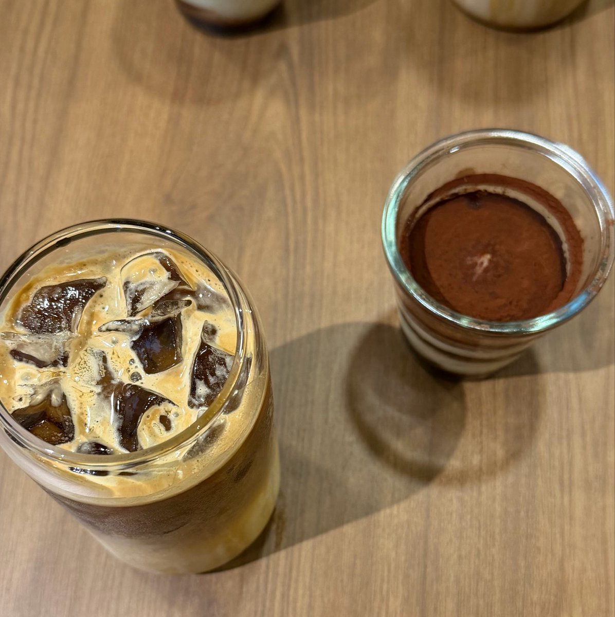 miinseookie's tweet photo. coffe and poñoñion https://t.co/N9nT1arONC