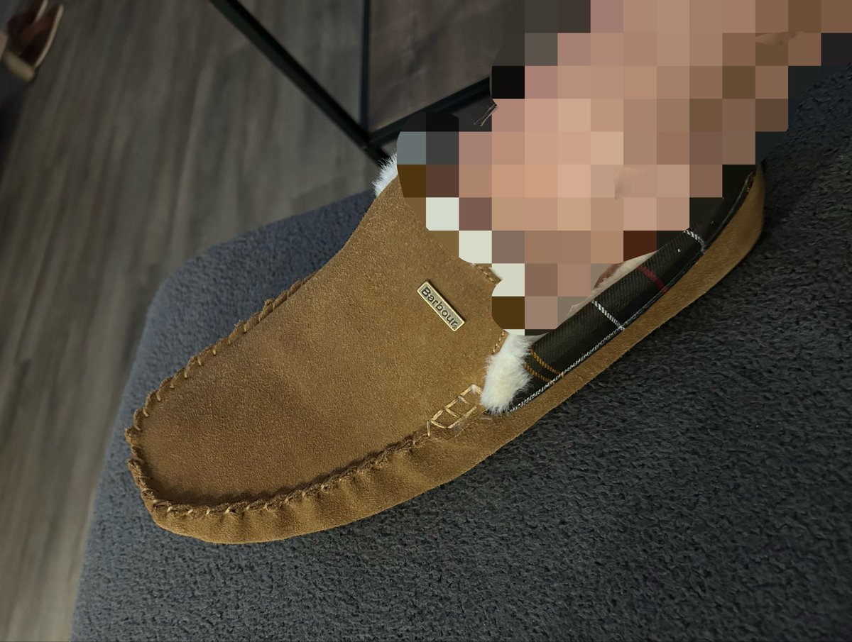 JeremyHatsworth's tweet photo. Holy Barbour slippers, is this a #shrink or #expand? https://t.co/PTB0Y4ye1F