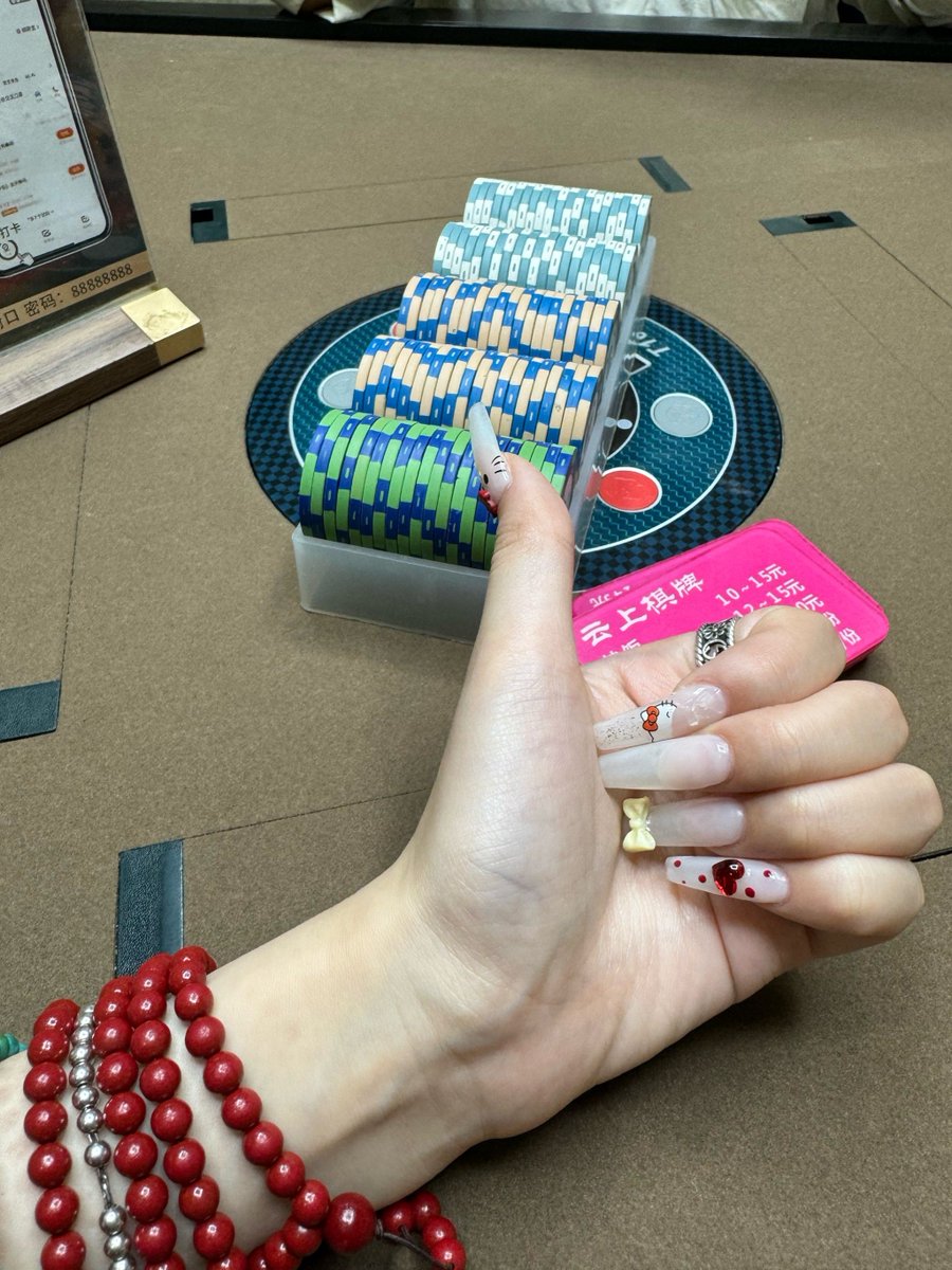 FrancesDelnrrl's tweet photo. Looking for that perfect gamble that will leave you sewn up Let’s chase the thrill together! https://t.co/SgRSE93Ohd