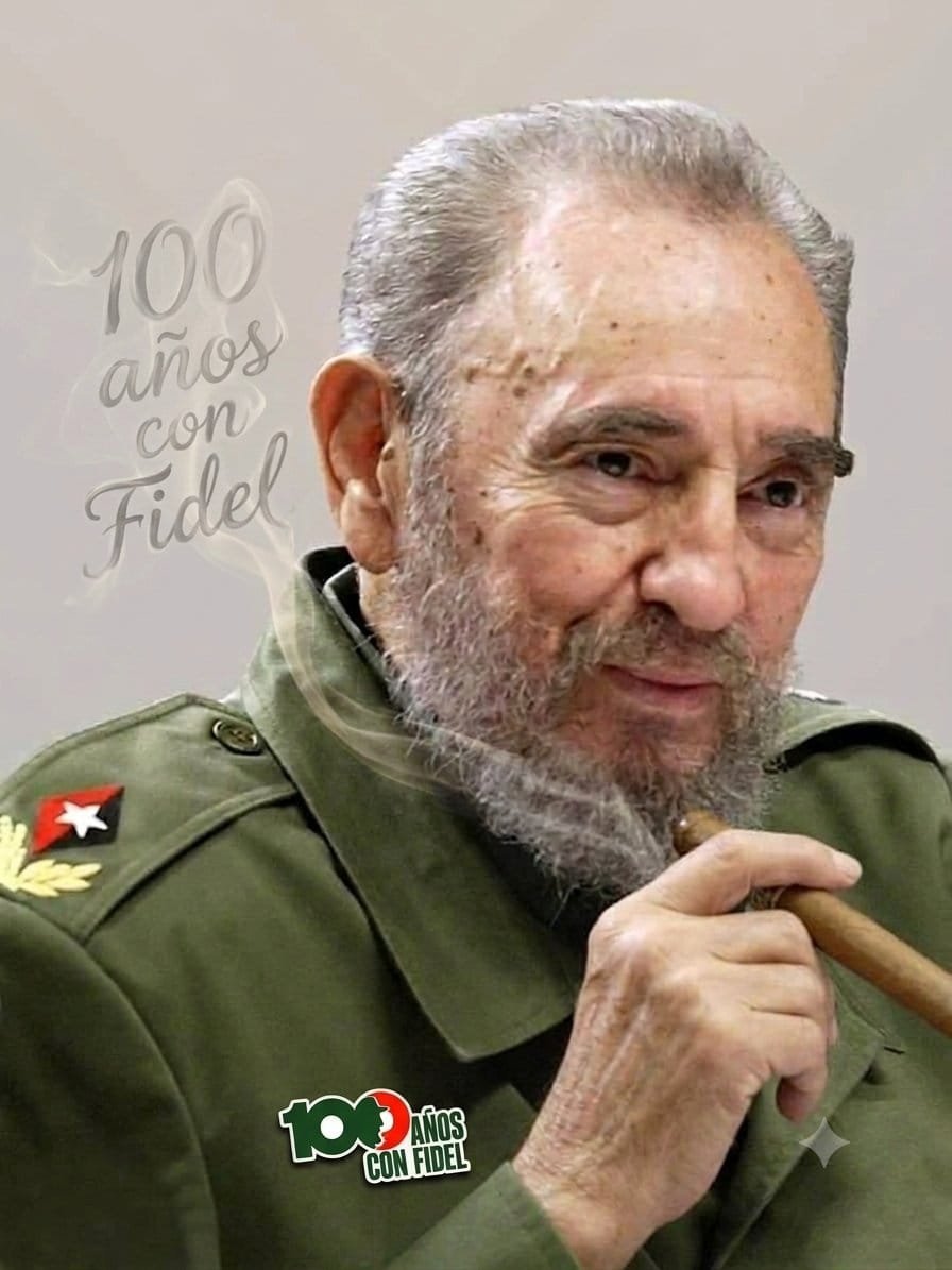 JHGcasanova's tweet photo. Fidel: "No hay nada comparable al sentido de la dignidad y del honor. No hay nada comparable al sentido del patriotismo y al orgullo de los hombres y mujeres de un pueblo revolucionario."  #100AñosConFidel
#LatirAvileño https://t.co/bBdHe1vSjw
