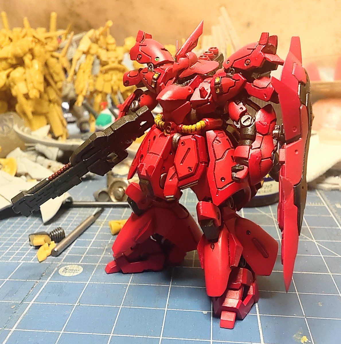 DAI71139925's tweet photo. サザビーの塗装、ほぼほぼおわったー🤗
もうちょっとリタッチとデカール貼って終わり。

#ガンダムアーティファクト https://t.co/yGrTQDKGtK
