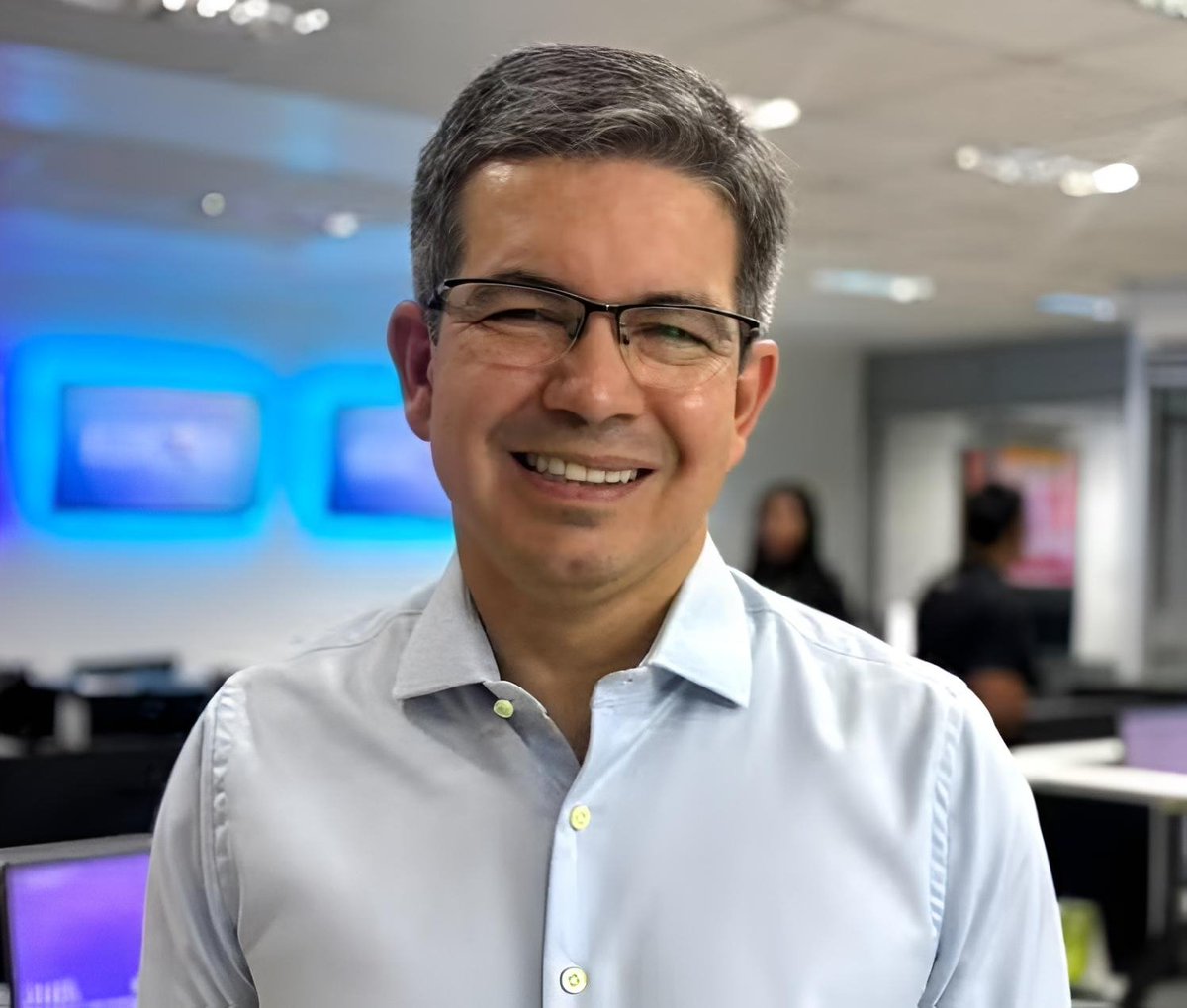 MichelcSales's tweet photo. "Até NUNCA MAIS, OTÁRIO! 🤣🤣🤣 https://t.co/AFcUbA9KCC