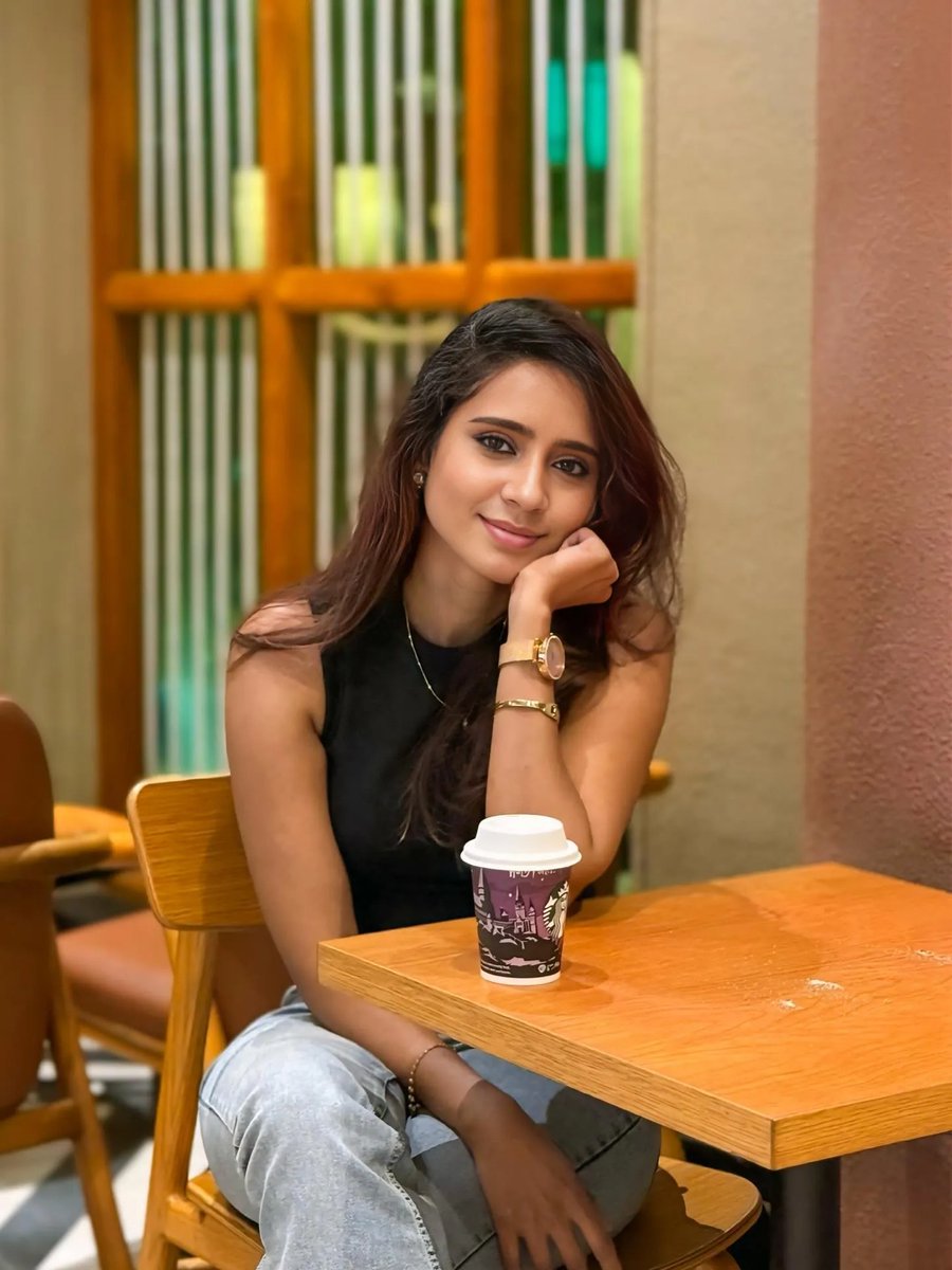 manisha_mithra's tweet photo. Good Morning all...🥰

​May your day be filled with warmth, kind moments, and wonderful company. What are your plans for this lovely Monday?... #girlsstyles #girlsposes #girlsoutfits #duskybeauty #tamilponnu #nammaveetuponnu #thalaivarnirandharam #Jailer2Trailer #Jailer2 https://t.co/dqHzNCIjTt