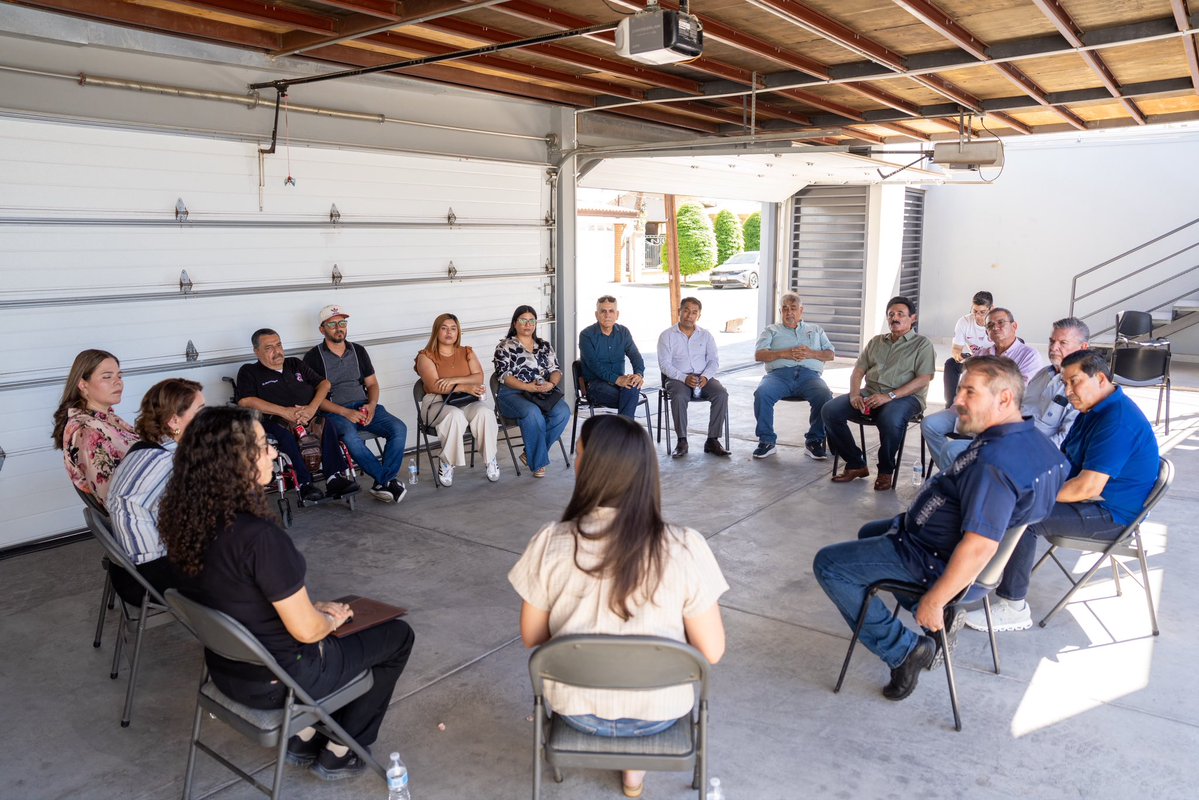 JulietaRamirezP's tweet photo. La historia de nuestro movimiento se construyó con años de lucha, convicciones firmes y compañeras y compañeros que nunca dejaron de organizarse.

Agradezco este encuentro con militantes de izquierda y fundadores del movimiento en Baja California. https://t.co/bw5eGZAc1M
