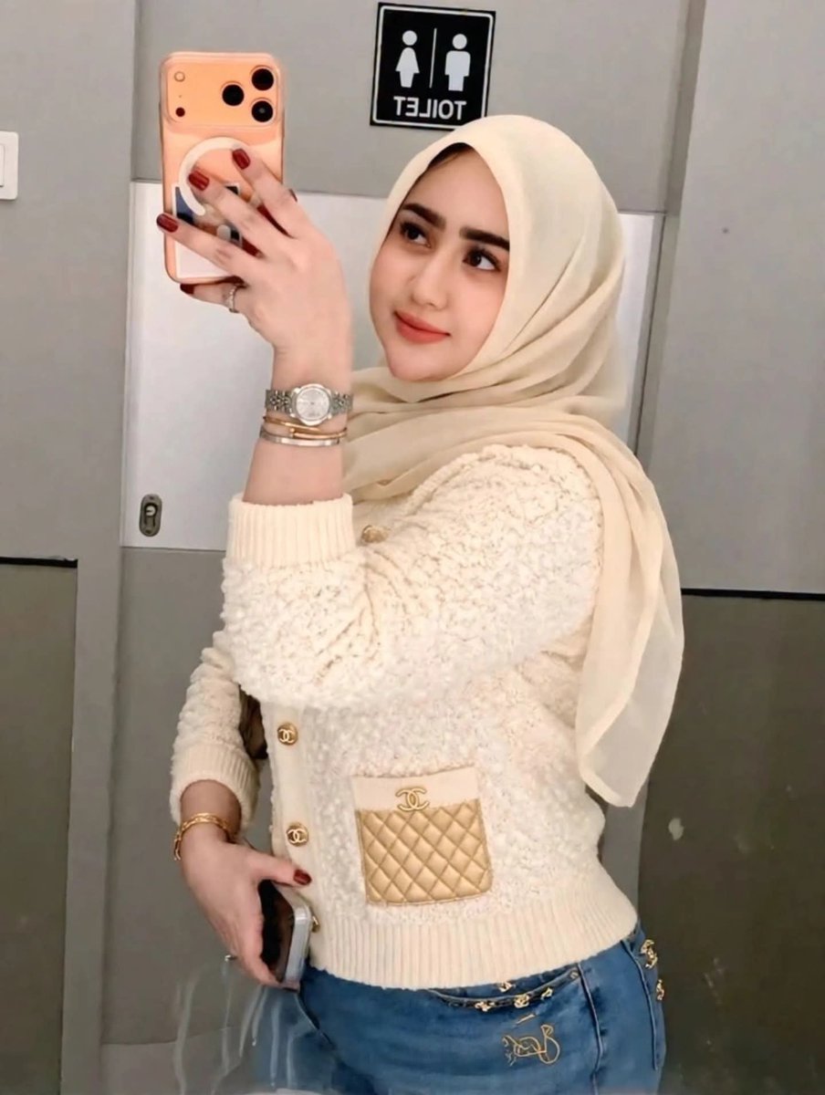 irna_ulva's tweet photo. Cantik itu bonus, elegan itu pilihan. Kamu pilih yg mana...? https://t.co/XMlyrjLpVs