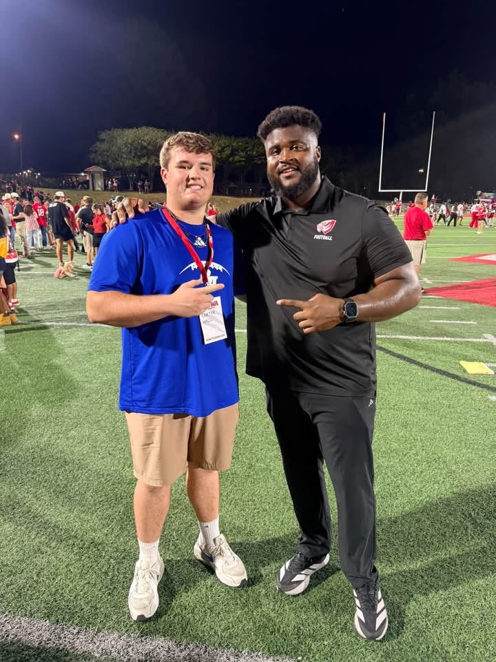 CarterHall2028's tweet photo. I had a great time yesterday at West Alabama. It was an awesome experience and a great win. Thank you to @KalebJ72 @CoachYeah for having me.
 @cfelus @luker_coach @TheRealOjHoward https://t.co/A3Gw7tFUM0