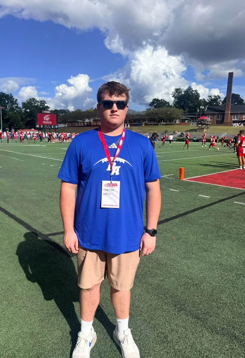 CarterHall2028's tweet photo. I had a great time yesterday at West Alabama. It was an awesome experience and a great win. Thank you to @KalebJ72 @CoachYeah for having me.
 @cfelus @luker_coach @TheRealOjHoward https://t.co/A3Gw7tFUM0