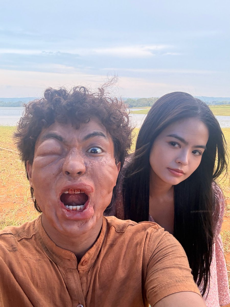 gianbernardino_'s tweet photo. me lamba nagmumukhang naputakte pag katabi ko na si ganda @beabinene 🫠

9 days to go before #PeeMakPH hits the cinemas! 🫶 https://t.co/890oRLBX32