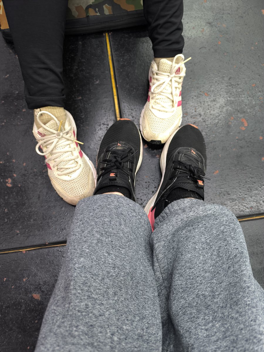 YourSweetAg's tweet photo. I love going to the gym with my bestie.💗👣👅
...
𝑀𝑒 𝑒𝑛𝑐𝑎𝑛𝑡𝑎 𝑖𝑟 𝑎𝑙 𝑔𝑦𝑚 𝑐𝑜𝑛 𝑚𝑖 𝑚𝑒𝑗𝑜𝑟 𝑎𝑚𝑖𝑔𝑎 💗👣👅
#Kinks #Feet #Foot #FeetFetısh #FootFetısh #SexyFeet #FeetGoddess #WorshipMe #FeetLover #SmellyFeet #DirtyFeet #StinkySoles #StinkyFeet #Soles #Wrinkles https://t.co/lpRDV429aT