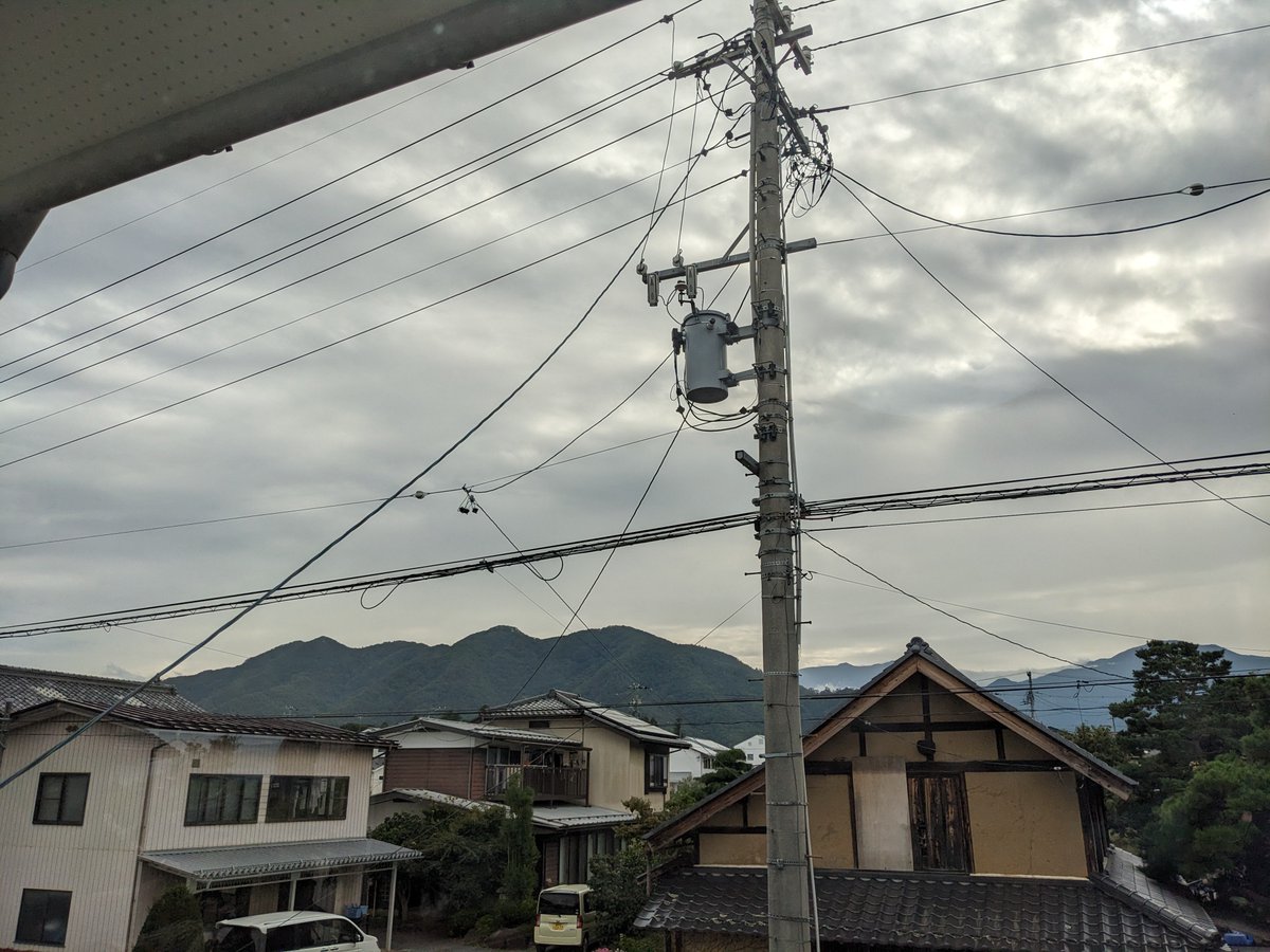 kspocket's tweet photo. おはようございます☀
本日は小布施園に来ています🙂‍↕️
現在気温19℃

どんよりとした雲が広がっていますが、園内は子ども達の楽しそうな声で溢れています🥰

今日からまた1週間スタートですね！
がんばりましょ~！💪

#企業公式秋のフォロー祭り
#企業公式相互フォロー
#企業公式つぶやき部 https://t.co/0VwjOuzJLG