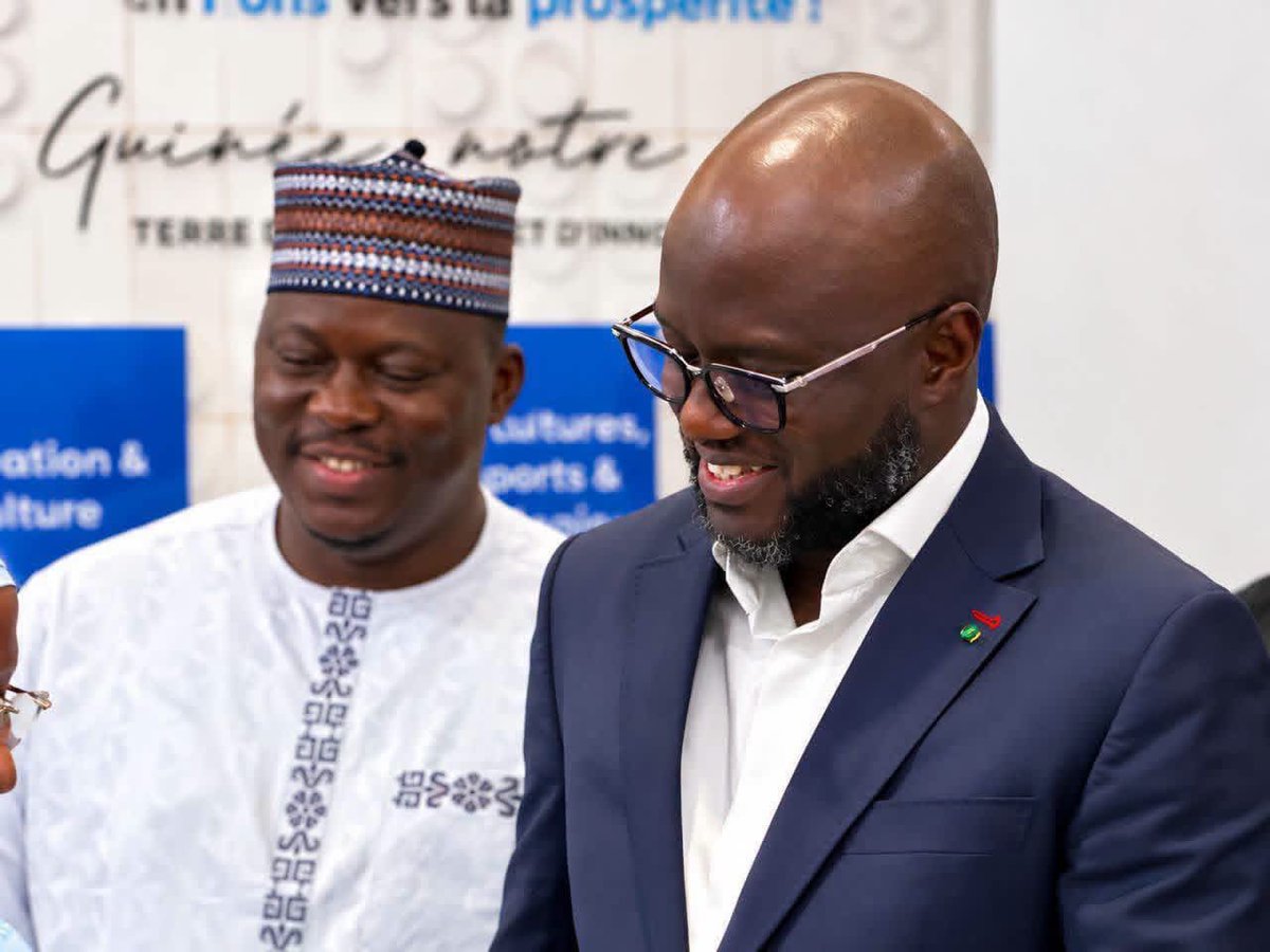 LayeSeckSeckFCB's tweet photo. ‼️Le Premier Vice-Président de l’Assemblée nationale, El Malick Ndiaye, est arrivé ce dimanche soir à Conakry, où il représente le Président Ousmane Sonko à l’ouverture de la session ordinaire unique de l’Assemblée nationale de Guinée, à l’invitation de son Président, Dr Dansa Kourouma

🇸🇳❤️🔥