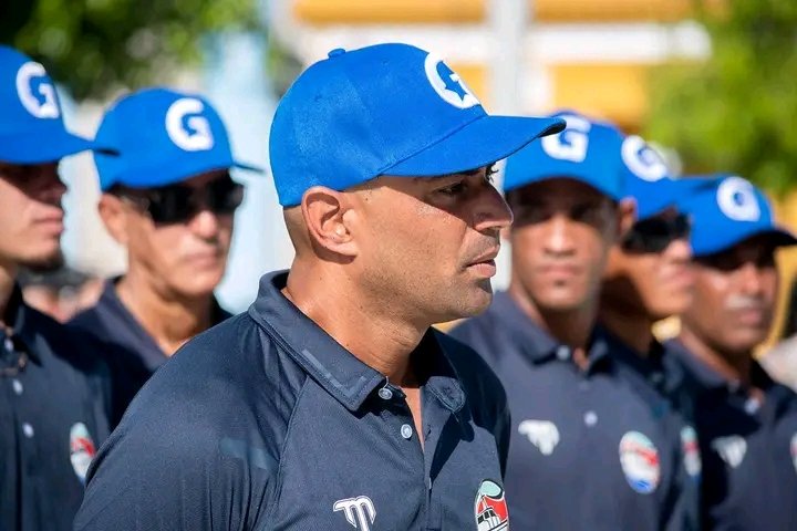 YanetsyTerry's tweet photo. #ProvinciaGranma. Abanderamiento de nuestro equipo "Los Alazanes" vísperas del inicio de la #65SNB. Comienza la pasión! La pelota! Alazanes a la carga! @PartidoPCC @AsambleaCuba @PresidenciaCuba @GobiernoCuba @GobiernoGranma @BarceloOrt92635 @InesMChapman @EduardoLopezL65 https://t.co/uc61InltRA