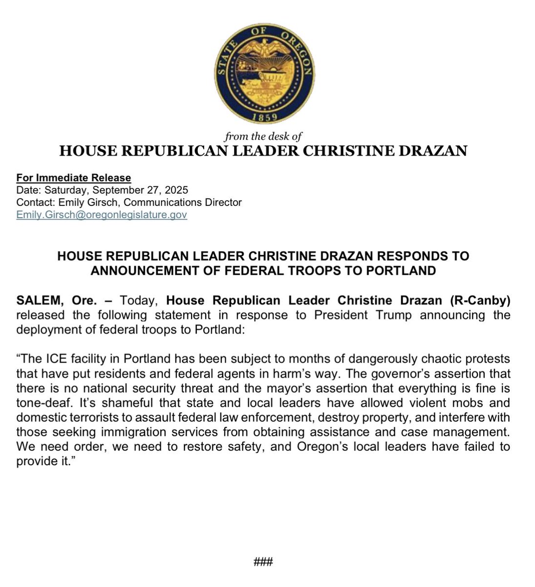 IamTravisNelson's tweet photo. We can’t let Christine Drazan rewrite history. I found the statement she issued when Trump announced that he was sending troops to Oregon. 

Despite what she now implies, she didn’t oppose Trump. 

Thankfully, Tina Kotek &amp; Dan Rayfield successfully fought off Trump!

#oregon https://t.co/OiRckWgcWf