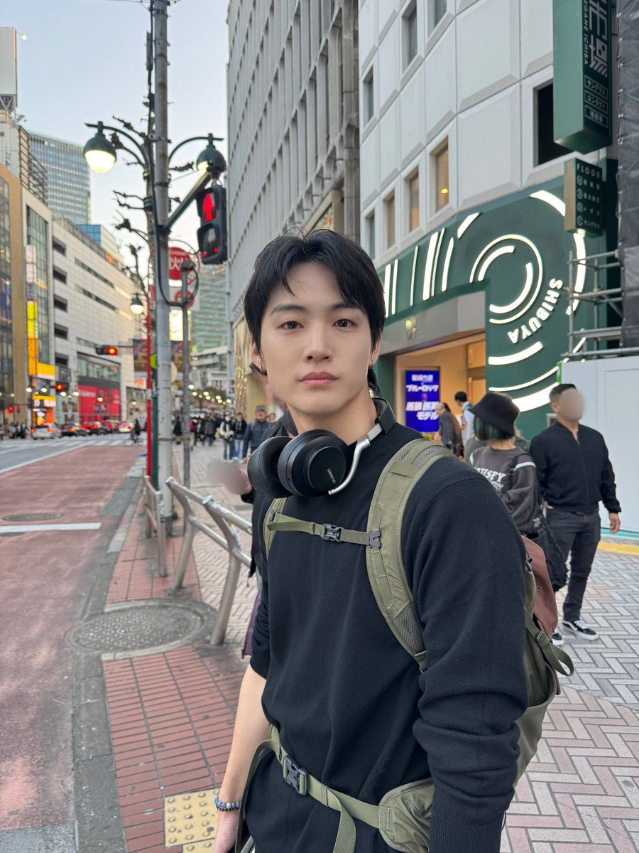 jaybmoment's tweet photo. You just exist and that’s already enough to make my day. ✨🌞

#JAYB #제이비 #재범 #Jaebeom @defjaybkr https://t.co/rCkZvfoLAb