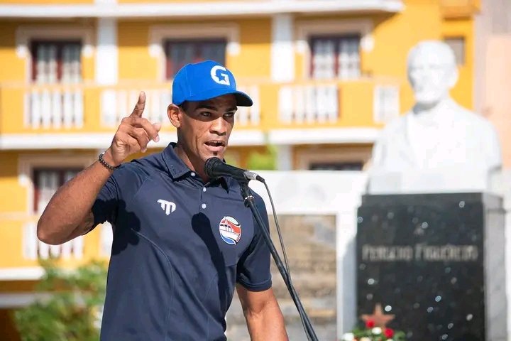 YanetsyTerry's tweet photo. #ProvinciaGranma. Abanderamiento de nuestro equipo "Los Alazanes" vísperas del inicio de la #65SNB. Comienza la pasión! La pelota! Alazanes a la carga! @PartidoPCC @AsambleaCuba @PresidenciaCuba @GobiernoCuba @GobiernoGranma @BarceloOrt92635 @InesMChapman @EduardoLopezL65 https://t.co/uc61InltRA