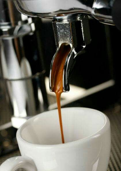 CHARTISKING's tweet photo. Now #COFFEETIME at 10:15 AM https://t.co/3YjmeyU3CO