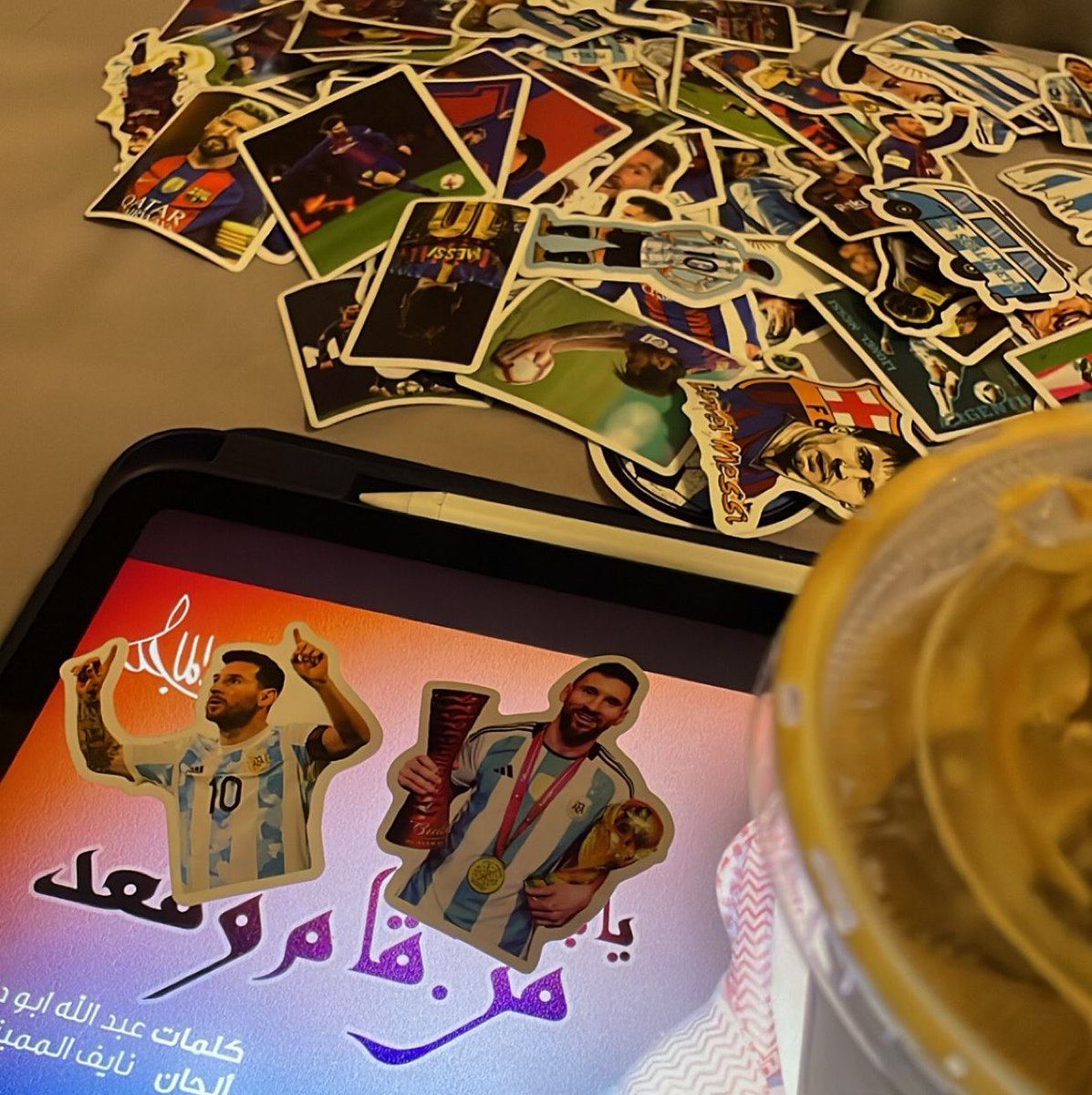 lrpmnf's tweet photo. يُقال عند الوداع  مع .. السلامه 
أين السّلامة في وداع المحبين 

ماني مستعده يوم الأربعاء ☹️🙏 https://t.co/yNKmfldTtN