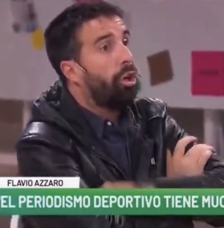 termenzo's tweet photo. Mal jugador? https://t.co/5AUHmSB9lL