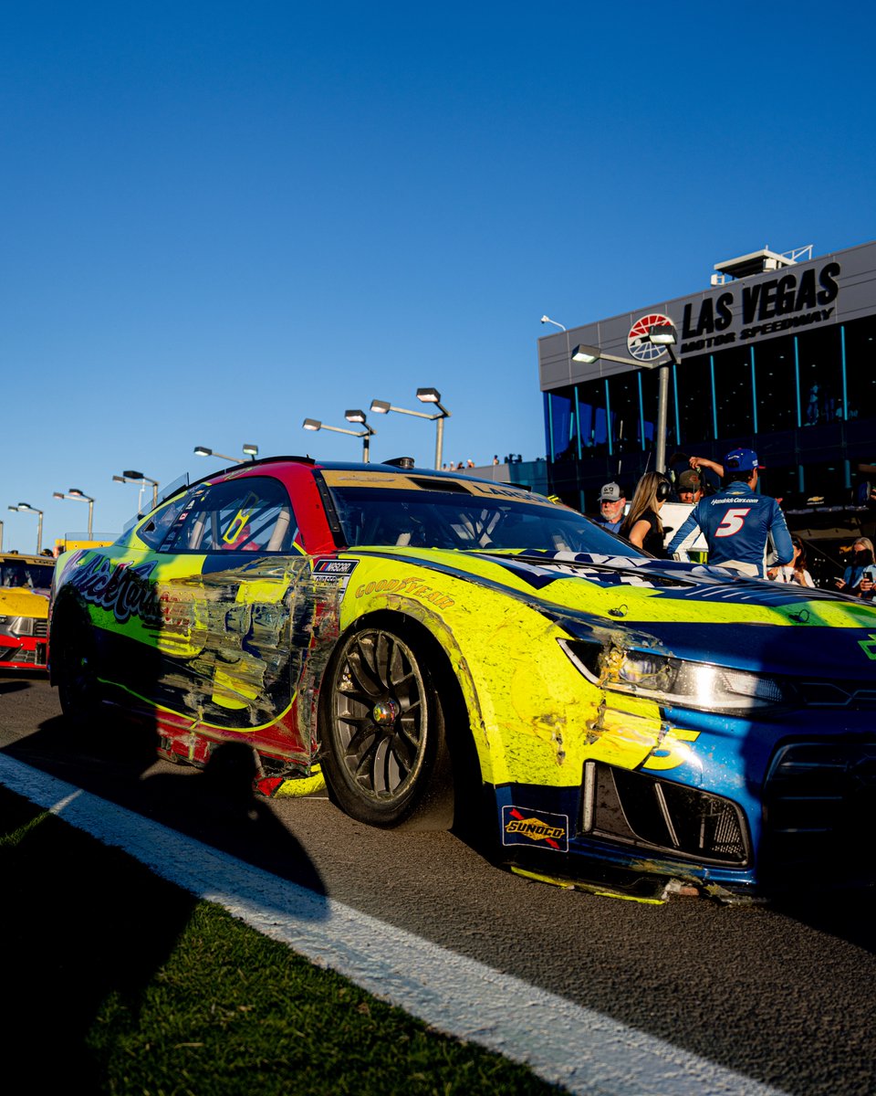 NASCAR's tweet photo. He left it all out on the race track. https://t.co/M5oG3qzhfh