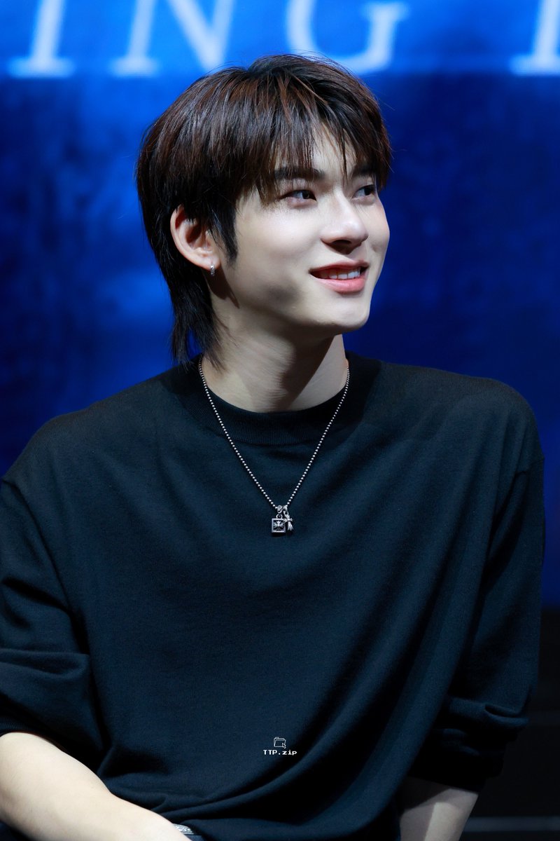 TTP_zip's tweet photo. 𖤐ˊ˗ 261004

น่ารักก็น่ารัก หล่อก็หล่อ ตลกก็ตลก รักจี๋จี๋ 🐶🫶🏻

#twnpich 
#TTPfmMacau2026 https://t.co/qaorBdPutH